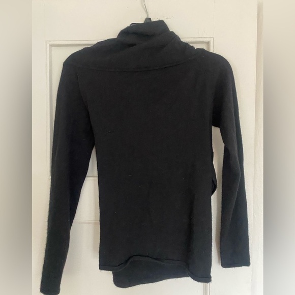 Ralph Lauren Black Label Cashmere Off Shoulder Crossover Front Black Sweater - Picture 4 of 8